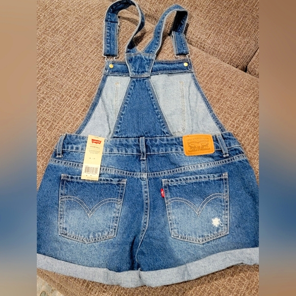 Levis Shortalls NWT - Picture 2 of 7